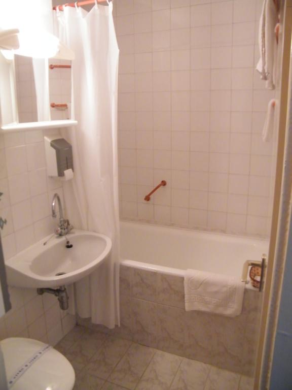 Hotel Magistern Siófok Pokoj fotografie